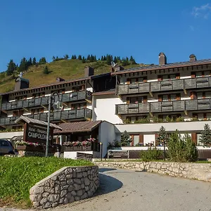 Campolongo Apartahotel